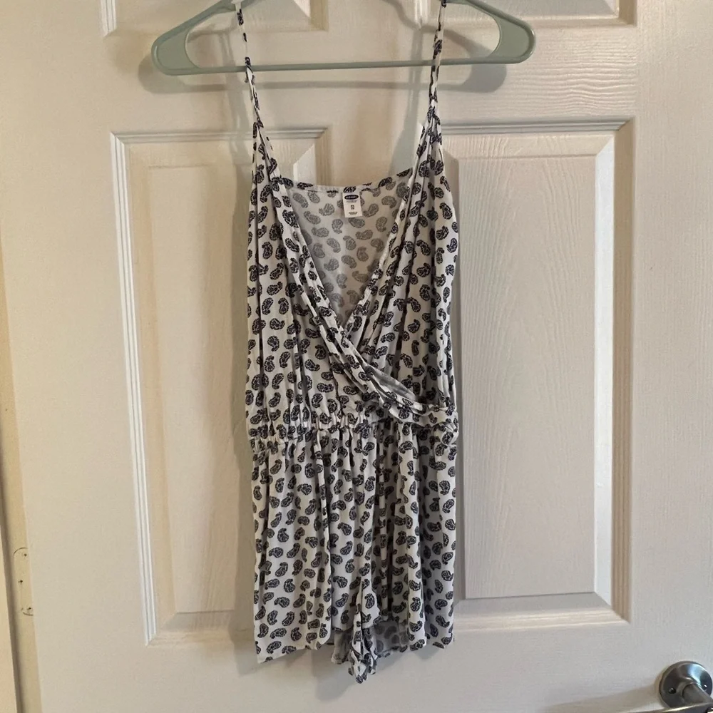 Old Navy Paisley Romper - Picture 1 of 1